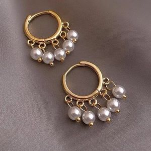 Gold plated Pearl hoop earrings